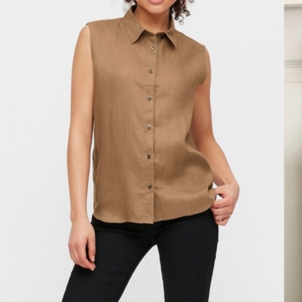 Uniqlo premium linen sleeveless top buttoned shirt